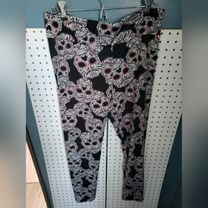 Eye candy NWT xl leggings Day of the Dead skulls Calaveras‎